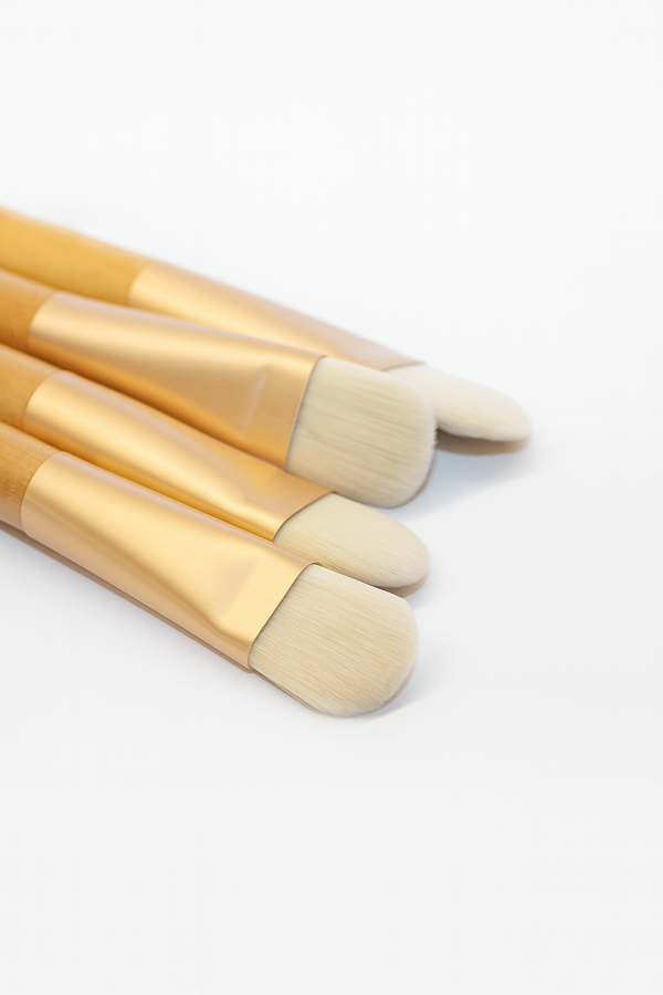 Who's Jerry Face Mask Brush